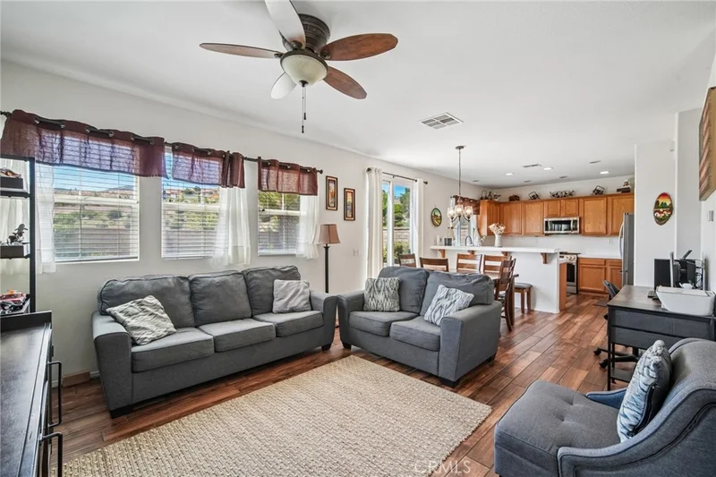 37326 Pippin Place photo 2