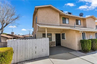 8922 I, Hesperia, CA 92345