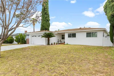 1845 E Stuart photo 2