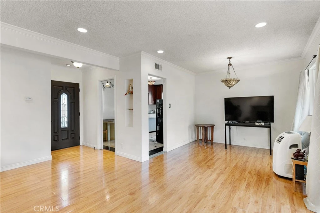 Interior 2