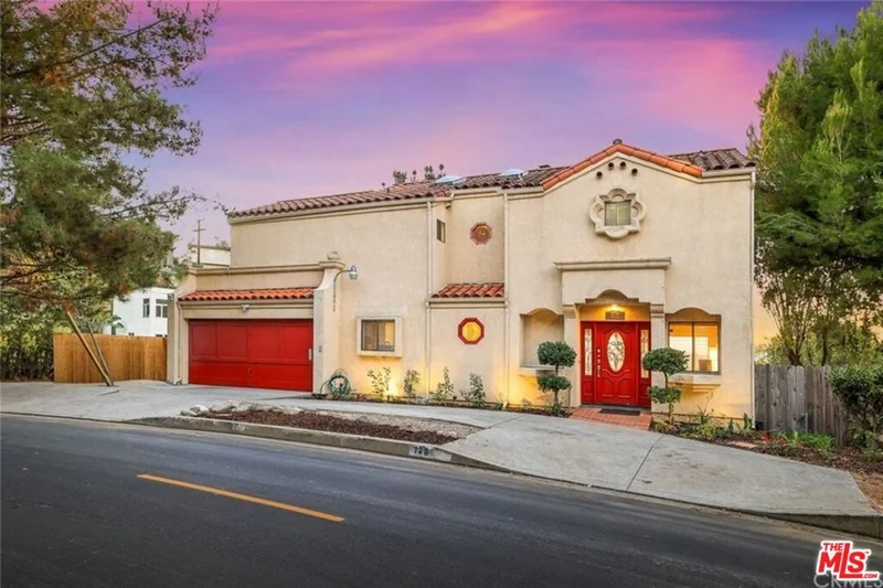 728 Montecito Drive, Los Angeles, CA 90031