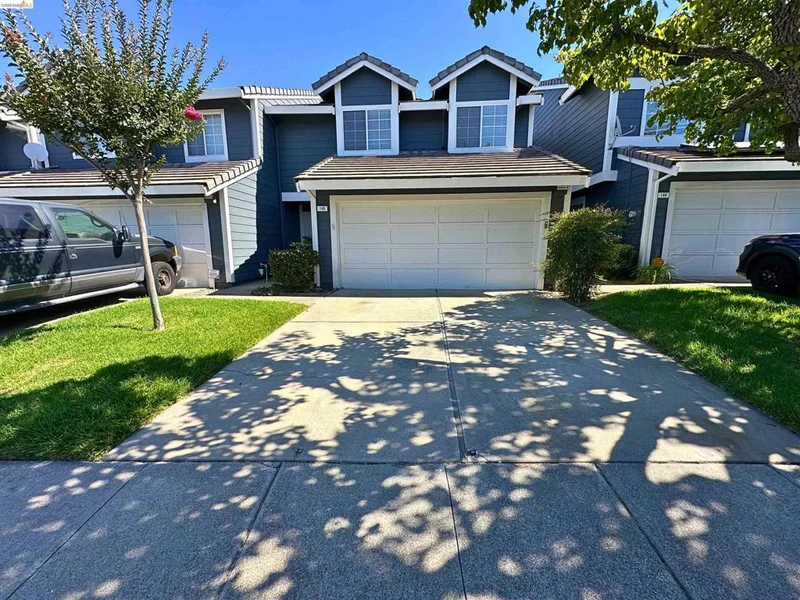 148 Heron Dr