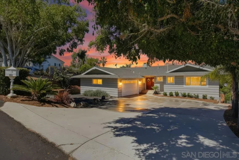 4586 Mayapan, La Mesa, CA 91941