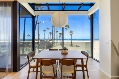 3009 Ocean Front Walk photo 2