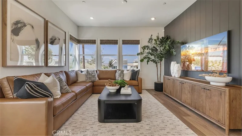 27424 Red Alder Lane, Valencia, CA 91381