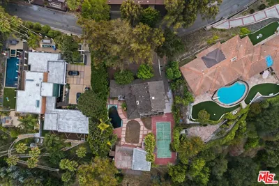 860 Linda Flora Drive