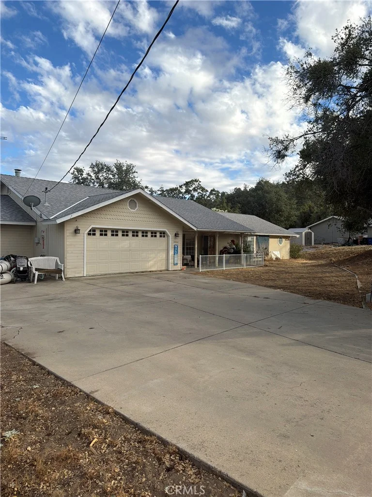 Photo 2 of 30065 Tioga Drive