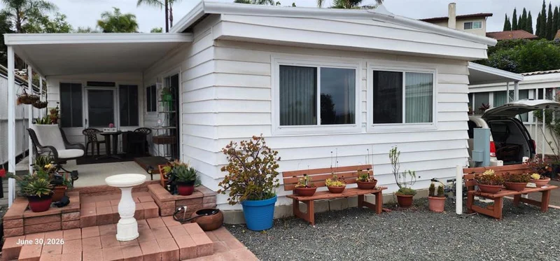 245 W Bobier Drive 06