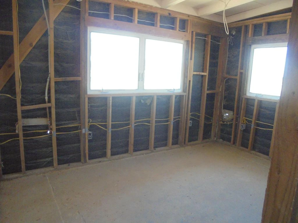 Interior 4