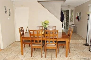 Interior 3