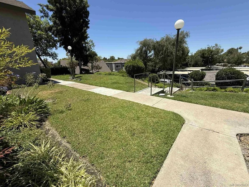 10873 Caravelle Pl photo 2