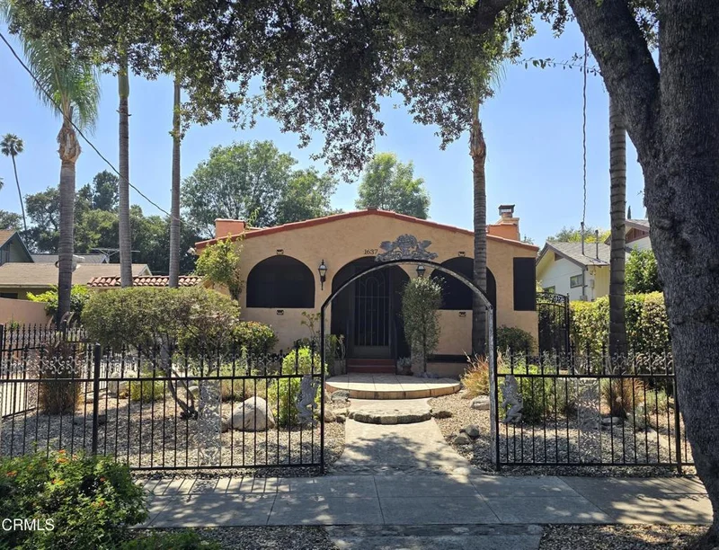 1637 N Garfield Avenue