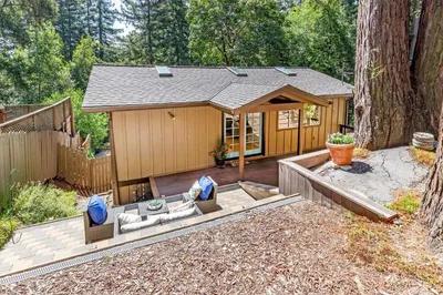 21590 Madrone Drive photo 2