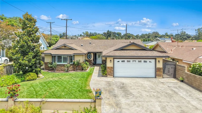 4766 Westside photo 2