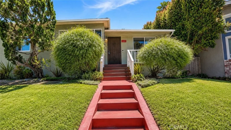 3289 Inglewood Boulevard, Los Angeles, CA 90066