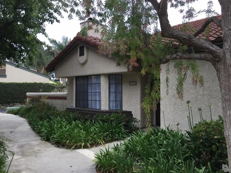 458 Las Palomas Drive, Port Hueneme, CA 93041