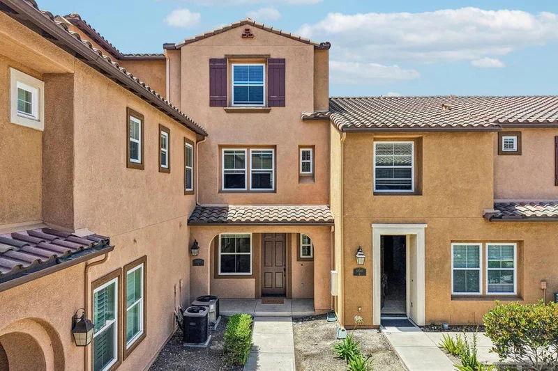17007 Camino Marcilla 3, San Diego, CA 92127