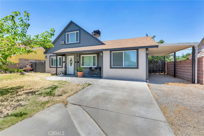 44309 Hardwood Avenue photo 2