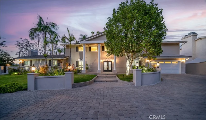 5012 Sanlo Place