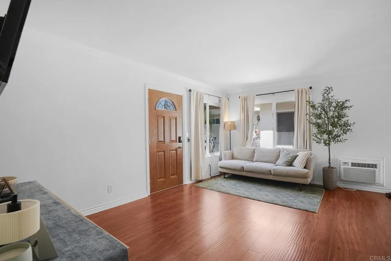 4168 44th Street 7 photo 2