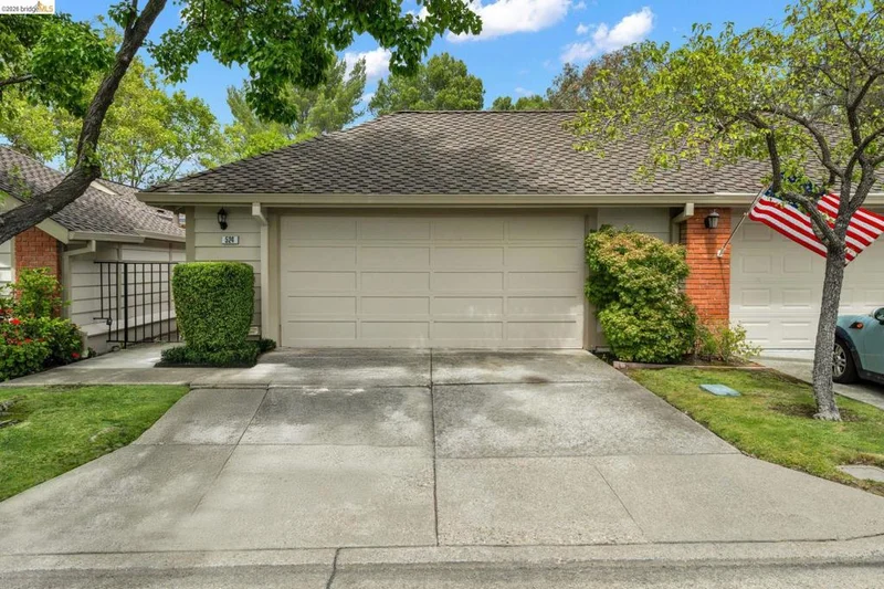 524 Silver Lake Dr