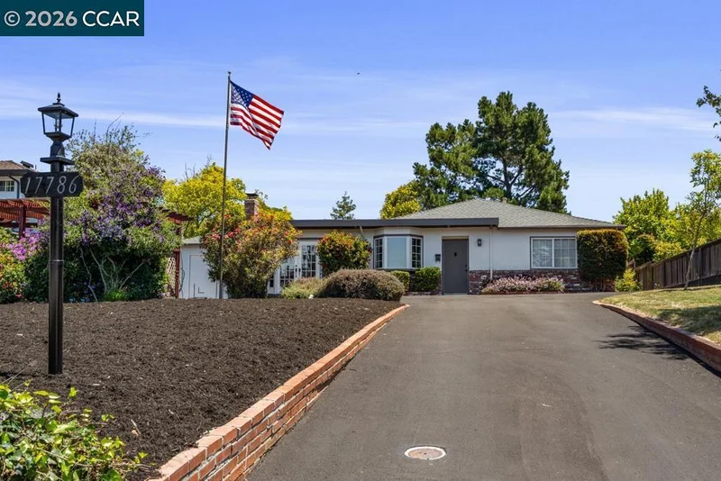 17786 Parker Rd, Castro Valley, CA 94546