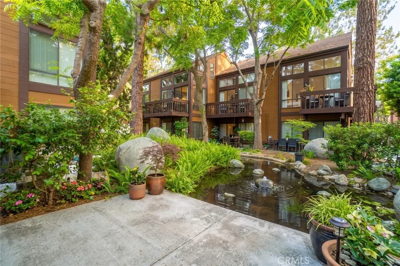 14101 Bayside