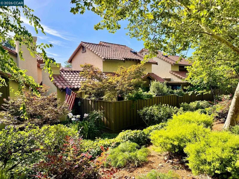 336 Pimlico Dr, Walnut Creek, CA 94597