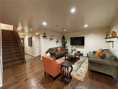 3500 W Manchester Boulevard 195