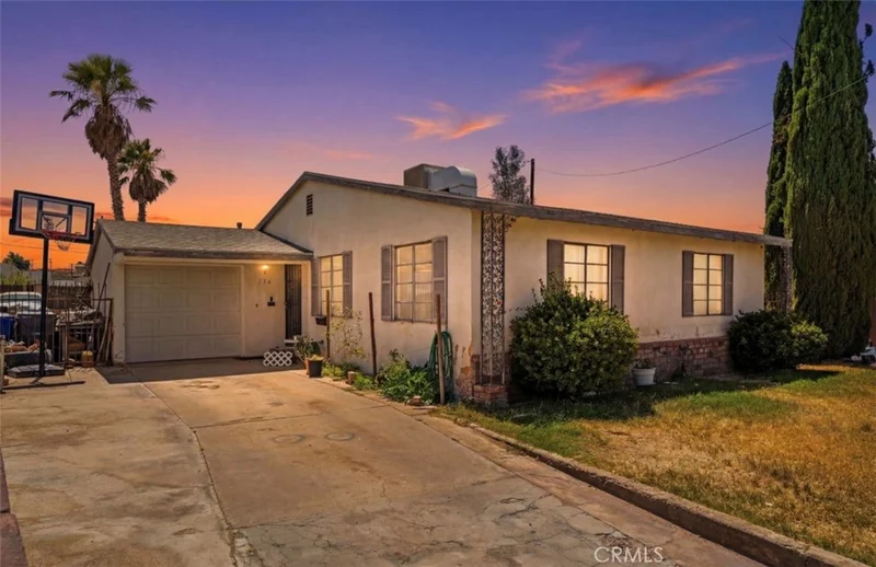 736 Belinda Avenue