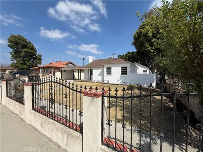644 N Hagar Street photo 2