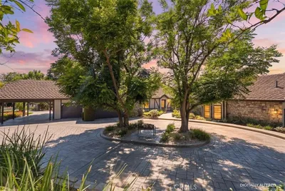 2445 Rolling Ridge Road