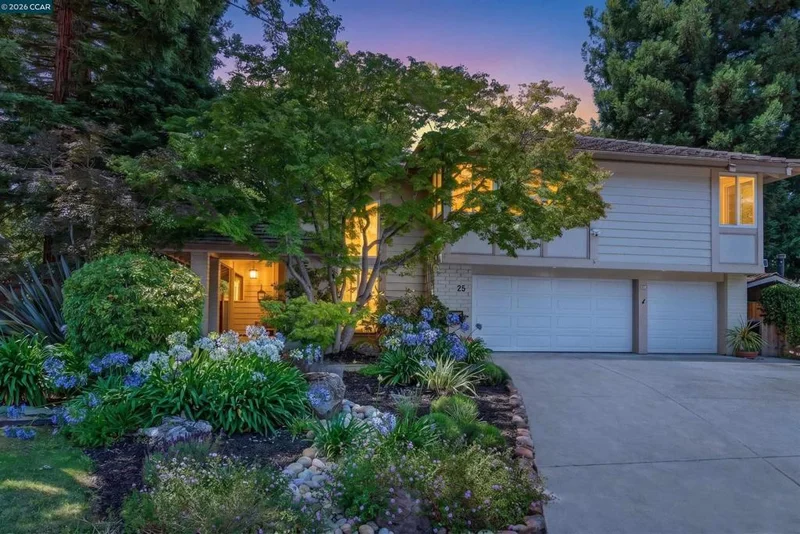25 Lynnbrook Ct photo 2