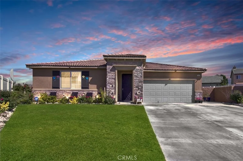 13039 Clear Creek