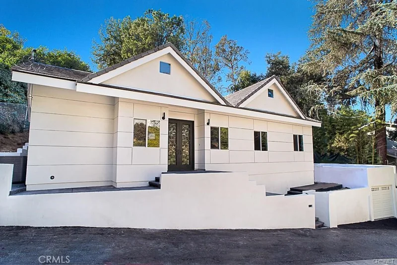3841 Ridgemoor Drive