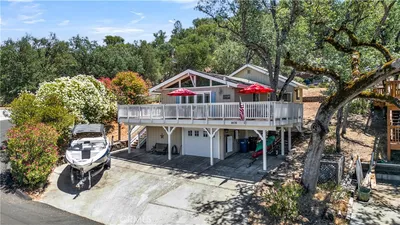 8676 Landlubber Lane