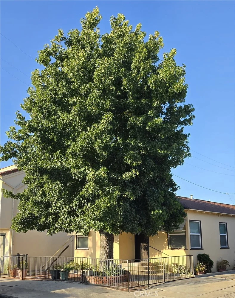 5724 California, Long Beach, CA 90805