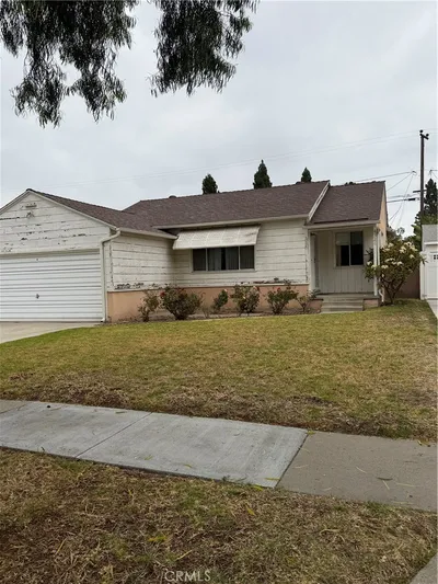 4326 Iroquois Avenue