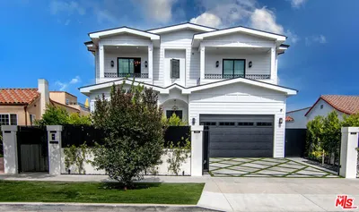 418 N Poinsettia Place