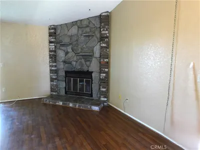 14306 Dover photo 2