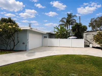 9917 Mina Avenue