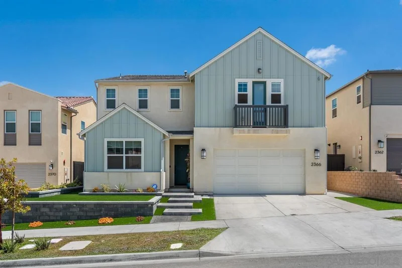 2366 Calle Grandon