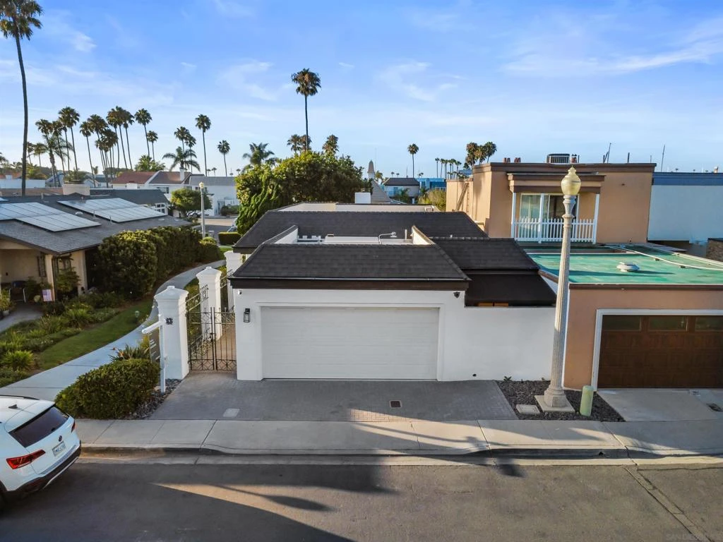 Interior 1