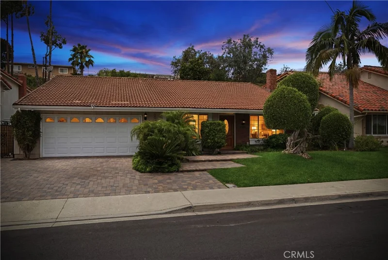 27201 Galvez, Mission Viejo, CA 92691