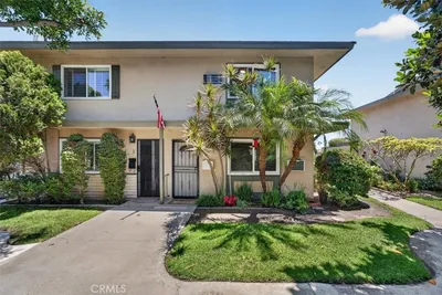 8788 Valley View C photo 2