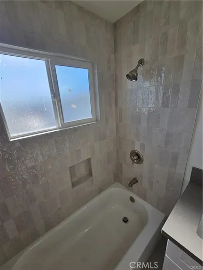 554 E Hurst 4 photo 2