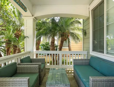 20909 Monarch photo 2