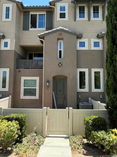 1390 Santa Victoria Rd 4 photo 2