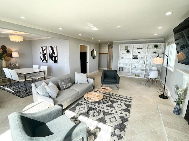 Interior 2