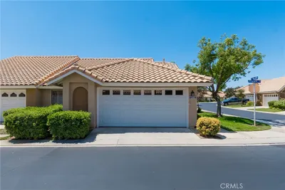 5260 W Palmer photo 2